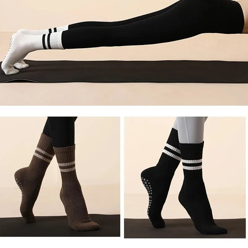 Flowna Pilates Grip Socks – Non-Slip Barre & Yoga Socks